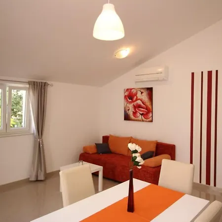 Gorica Ii A2-1 Br-9 By Interhome *